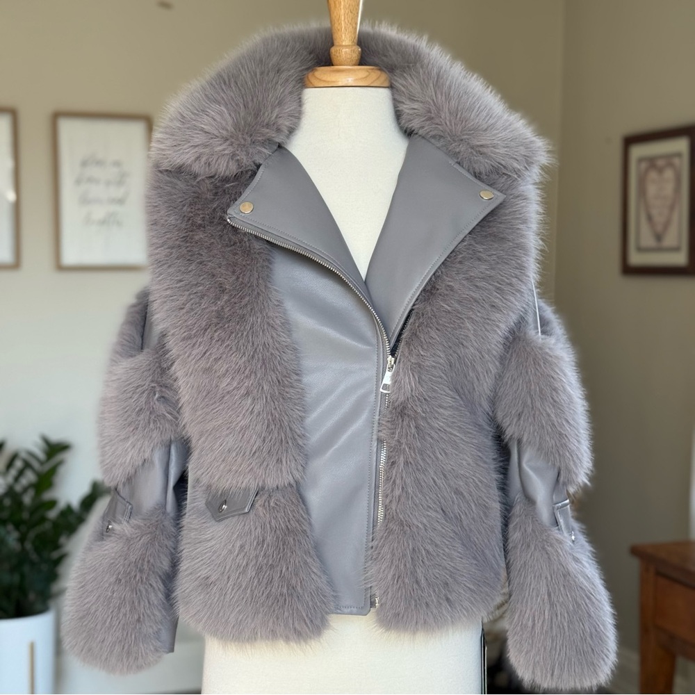 NWT Gray Faux Fur Women's Jacket